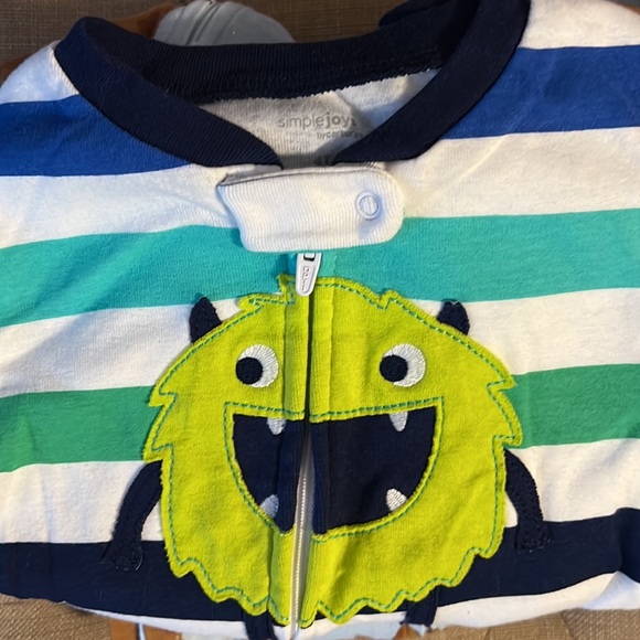 4T Zip PJs - Picture 7 of 8